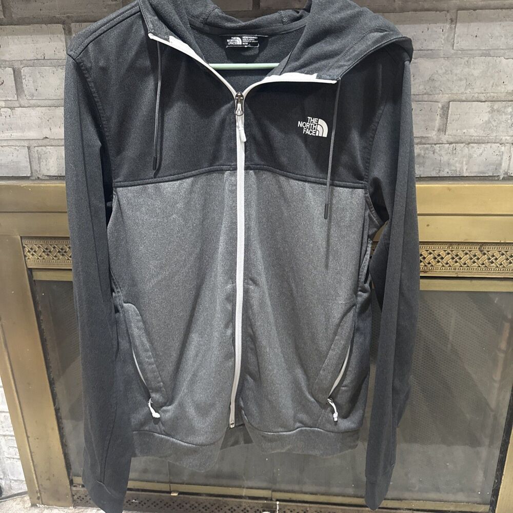 Men’s Medium North Face Hooded Jacket